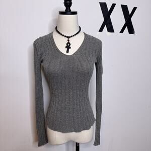 Vintage Y2K Banana Republic Gray Ribbed V Neck Fitted Sweater Textured Top XS